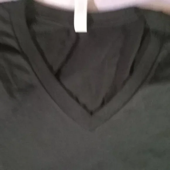 Women's 2xl V- neck Space cadet Bella Canvas Black Shirt - Picture 3 of 5